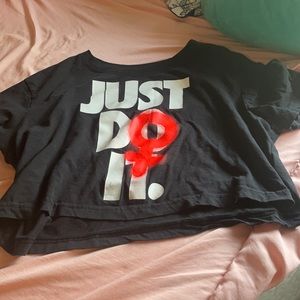 Super cute Nike crop